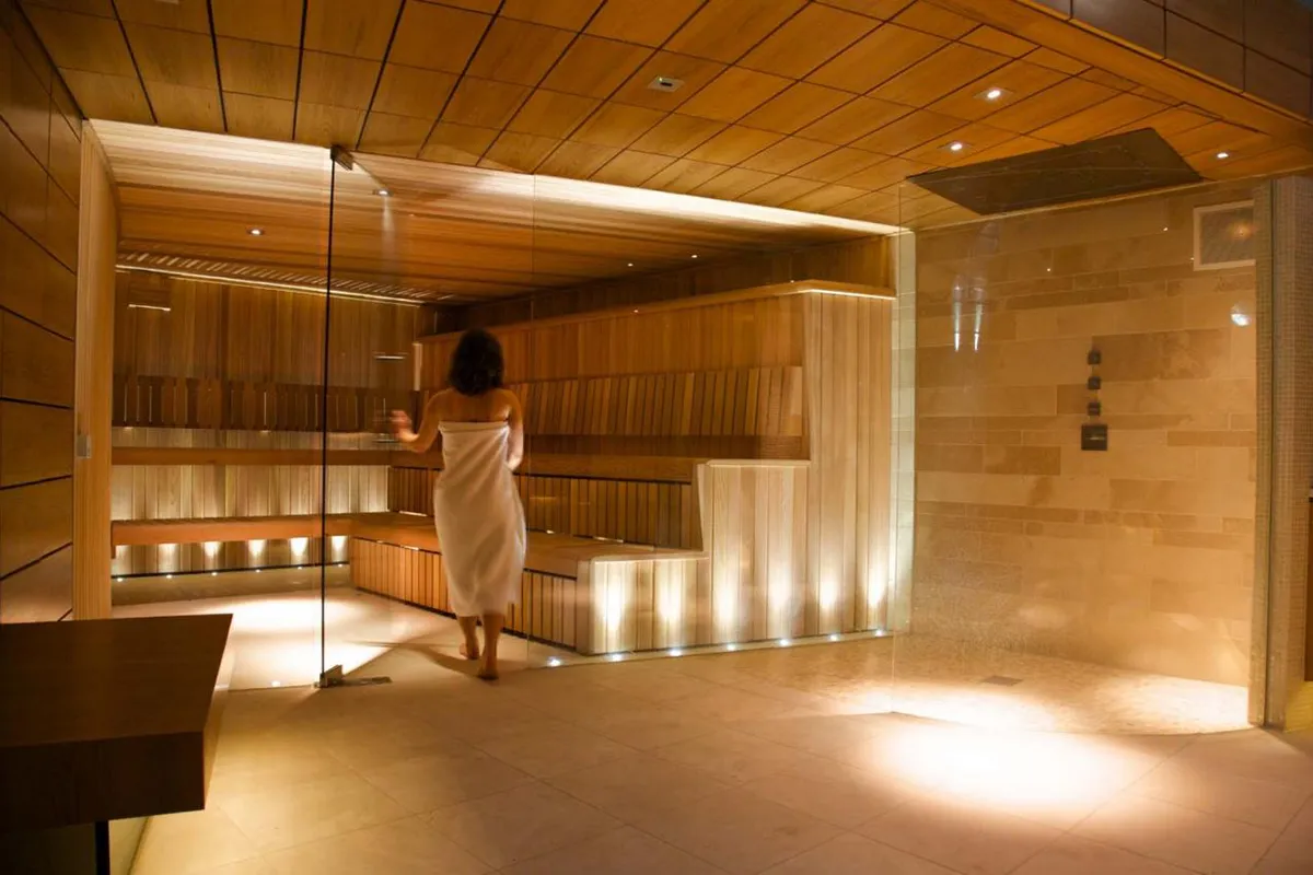 Benefits of a hot and dry sauna